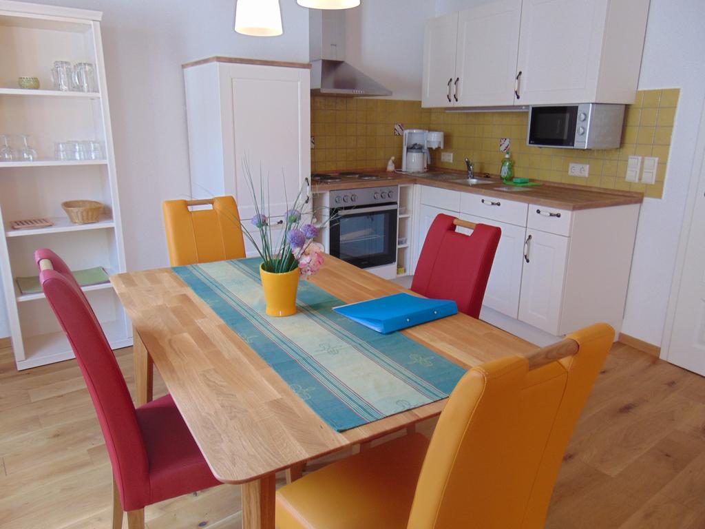 Ferienwohnung Bergblick /Moseltal Burgen  Exterior foto